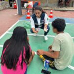 La Secretaría de Seguridad Pública, personal de Prevención Social del Delito continúa realizando actividades de proximidad social en refugios de Acapulco ubicados en la Escuela Secundaria Técnica 152